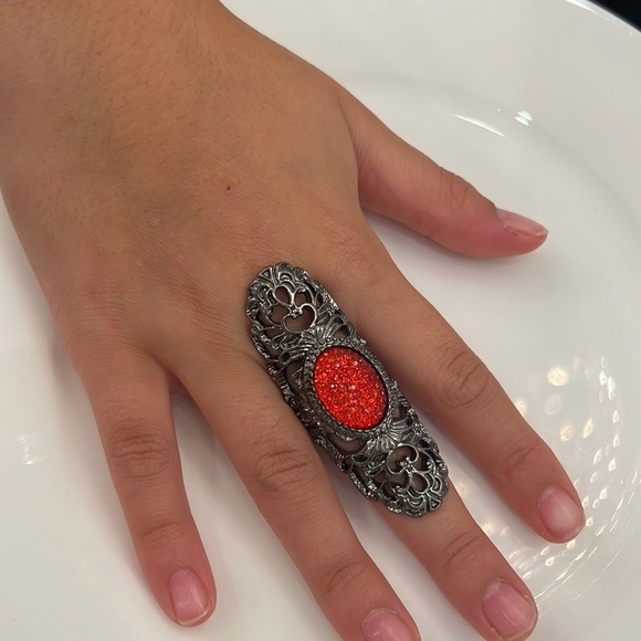 Vintage Victorian style ring - Picture 1 of 14